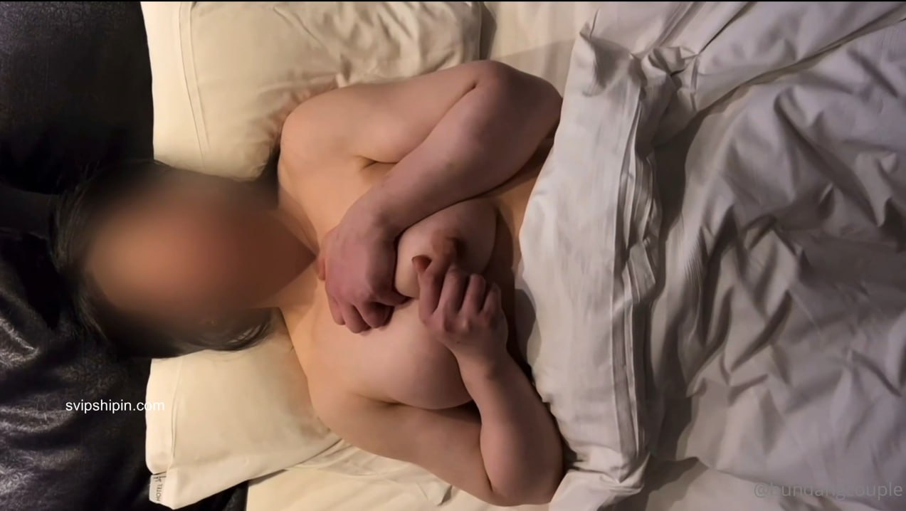 【2023-06-27】Naked foam bath video 🎥.m4v